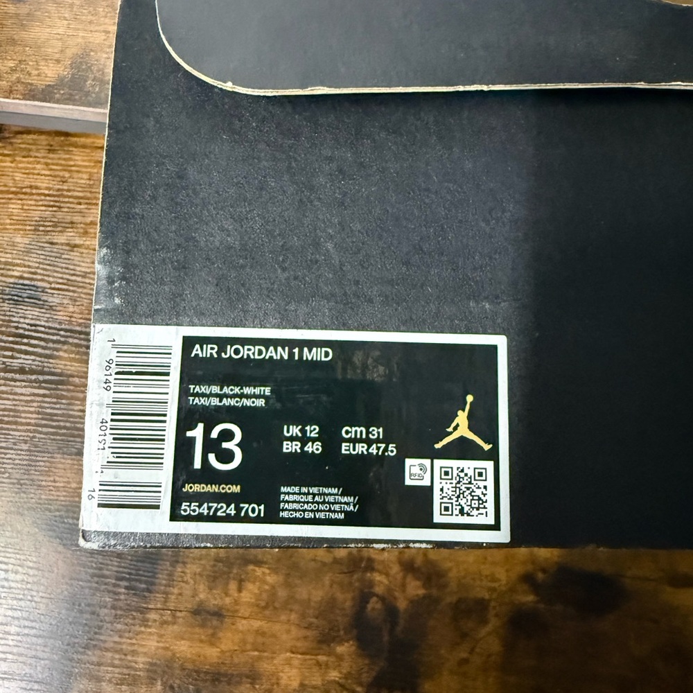 Nike Air Jordan 1 Mid Taxi Yellow Black Athletic Shoes Size 13 Men's 554724-701 - Picture 7 of 7